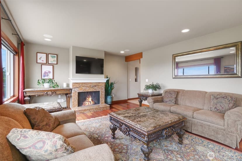 Property photo for 1107 51st Street NE, Tacoma photo 17