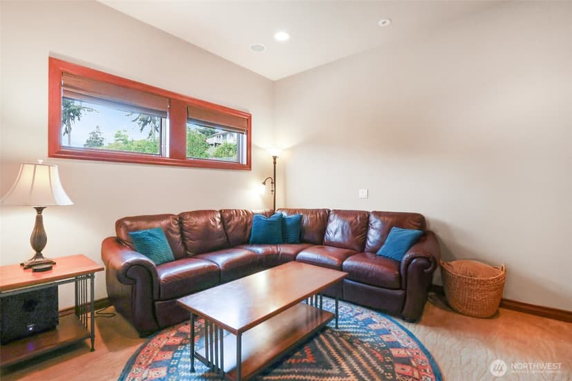 Property photo for 1107 51st Street NE, Tacoma photo 13