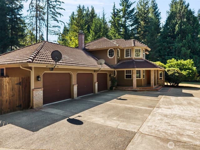 Property photo for 8937 Genesis Lane SE, Port Orchard photo 2