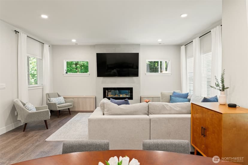 Property photo for 18804 14th Place W, Lynnwood photo 6