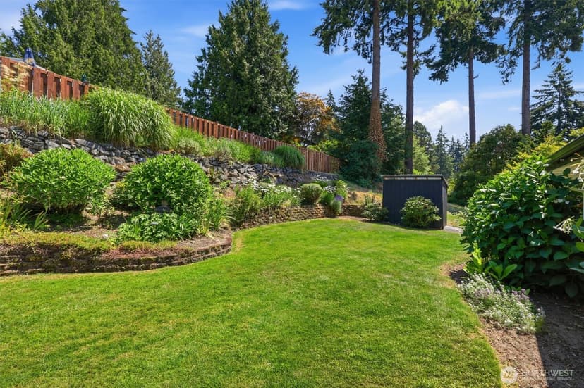 Property photo for 4802 111th Avenue NE, Kirkland photo 29