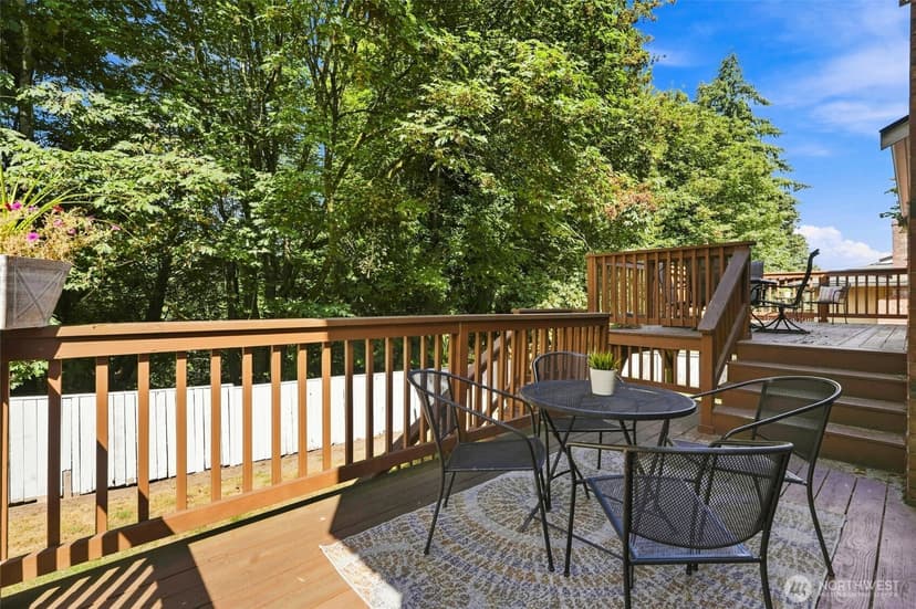 Property photo for 10704 44th Avenue SE, Everett photo 31