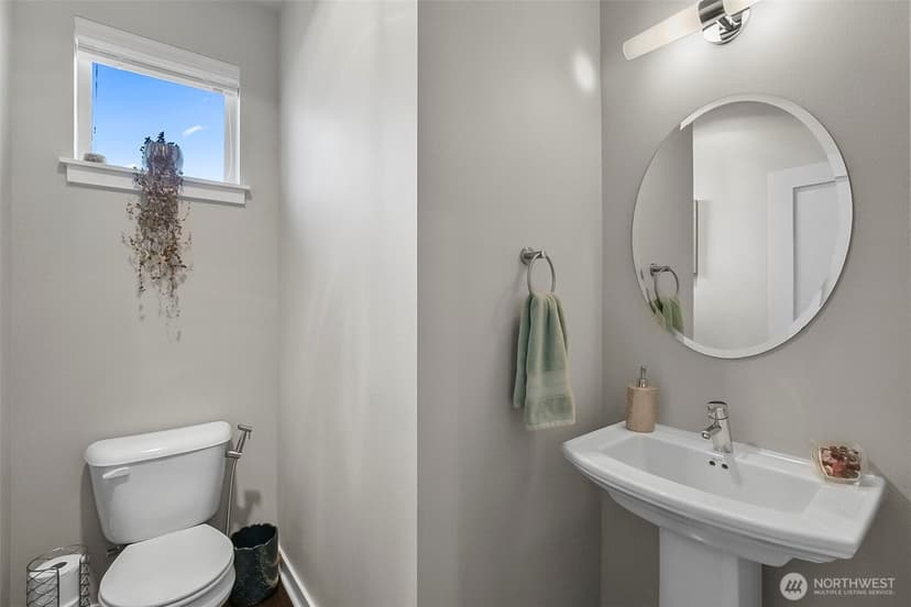 Property photo for 3230 148th Street SW #B2, Lynnwood photo 5