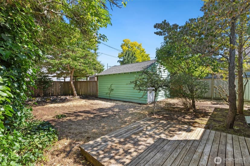 Property photo for 346 N 102nd Street, Seattle photo 27