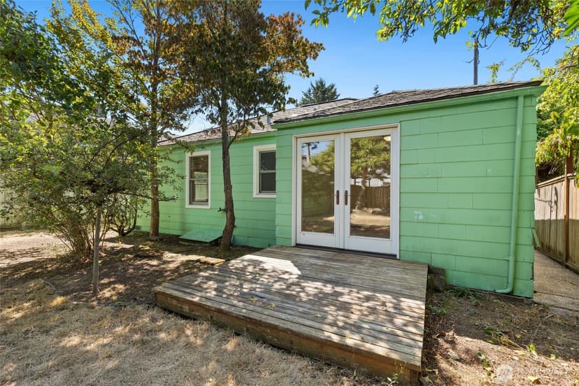 Property photo for 346 N 102nd Street, Seattle photo 26