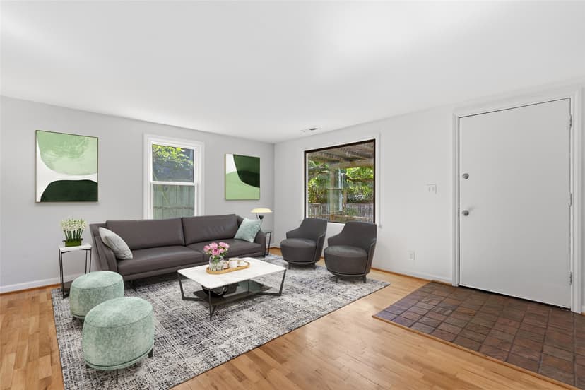 Property photo for 346 N 102nd Street, Seattle photo 6