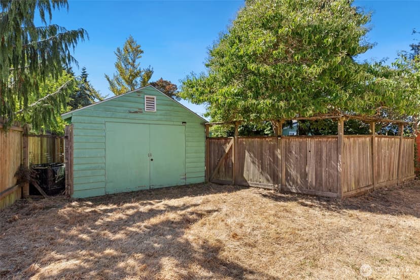 Property photo for 346 N 102nd Street, Seattle photo 30