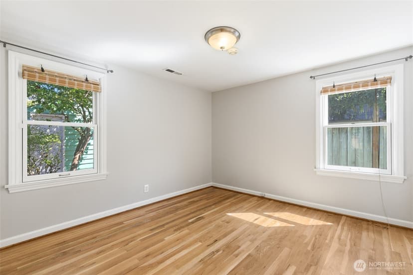 Property photo for 346 N 102nd Street, Seattle photo 24