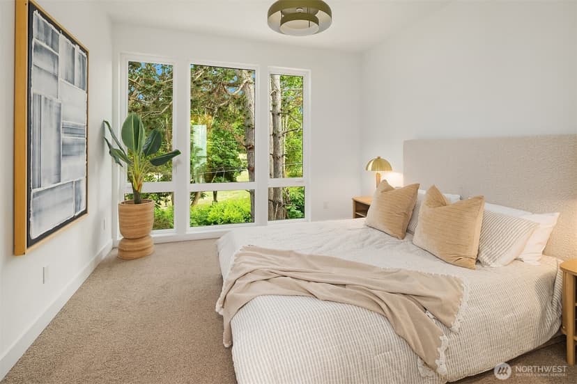 Property photo for 536 W Barrett Street, Seattle photo 15