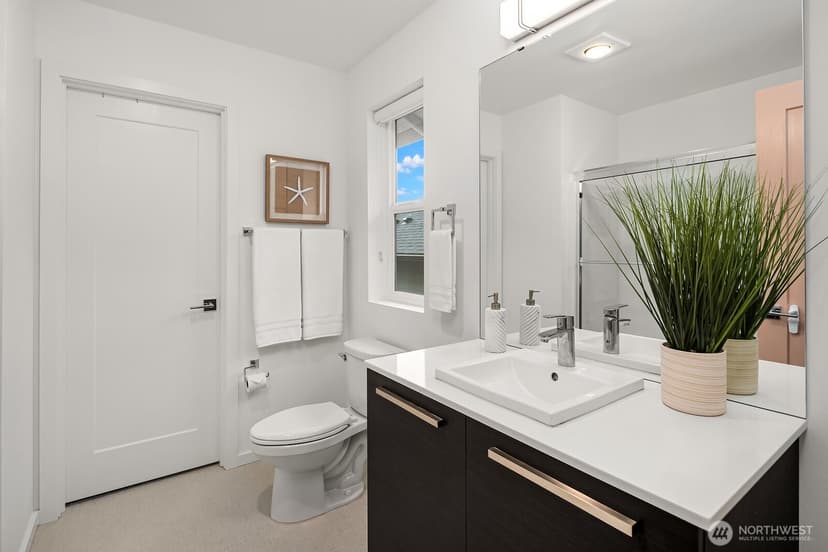 Property photo for 1486 Pratt Avenue SE, North Bend photo 32