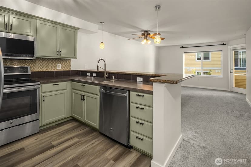 Property photo for 12534 15th Avenue NE #22, Seattle photo 11