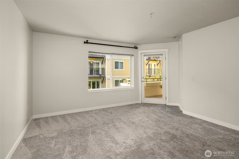 Property photo for 12534 15th Avenue NE #22, Seattle photo 4