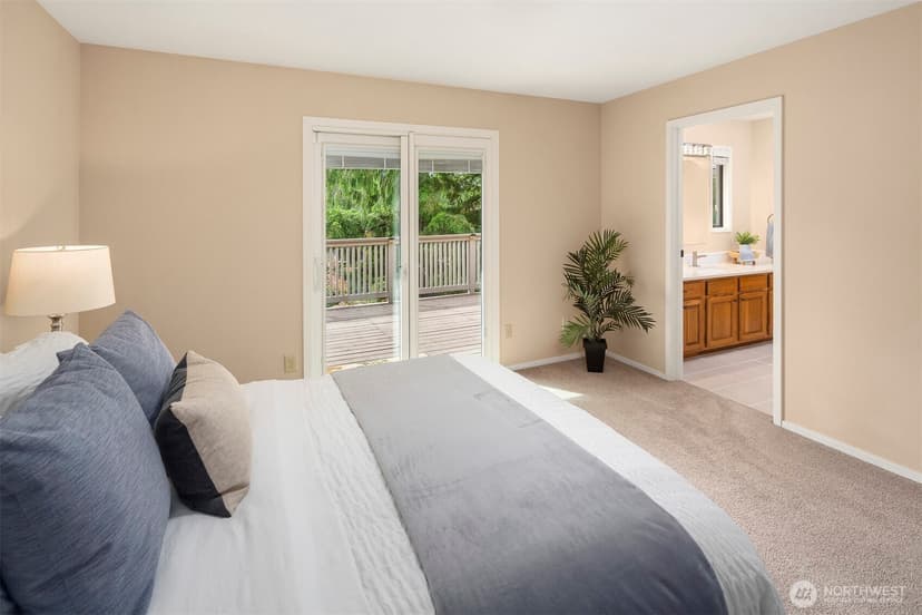 Property photo for 13233 SE 51st Place, Bellevue photo 28