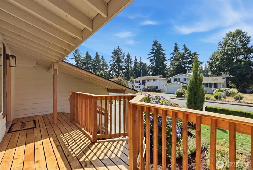 Property photo for 2660 SW 335th Place, Federal Way photo 3