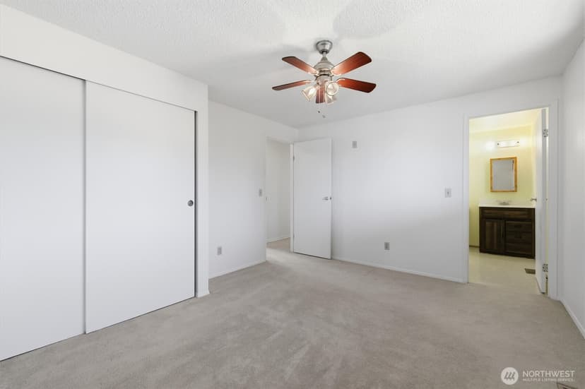 Property photo for 2660 SW 335th Place, Federal Way photo 17