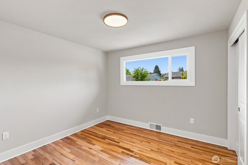 Property photo for 4960 Vesper Drive, Everett photo 26