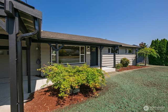Property photo for 4960 Vesper Drive, Everett photo 5