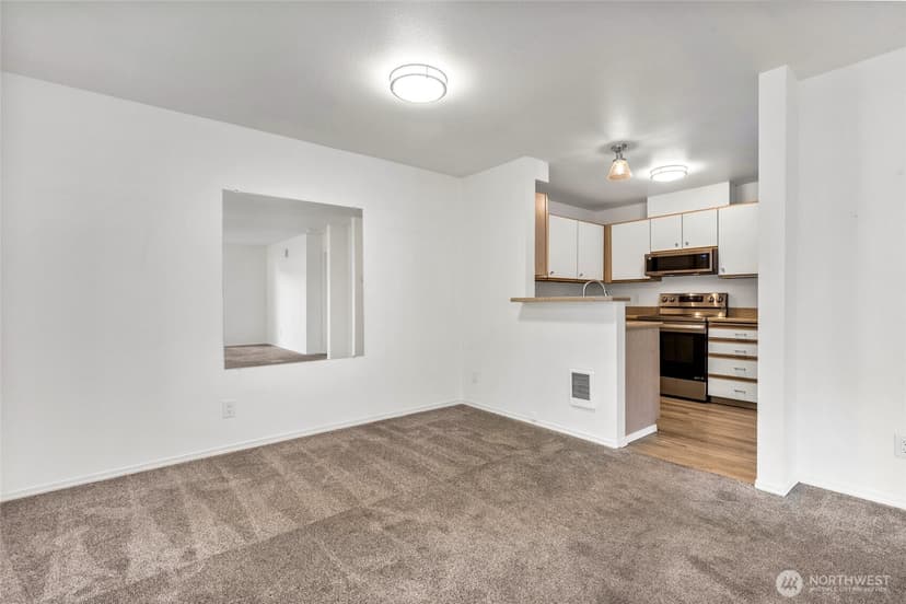 Property photo for 9210 Market Place #B101, Lake Stevens photo 11