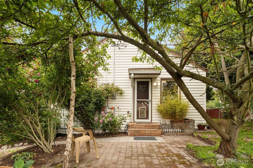 Property photo for 921 SW 102nd Street, Seattle photo 25