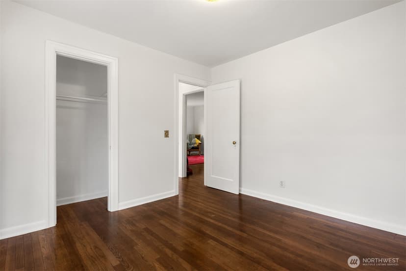 Property photo for 921 SW 102nd Street, Seattle photo 18