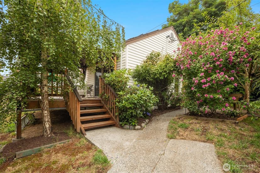 Property photo for 921 SW 102nd Street, Seattle photo 28