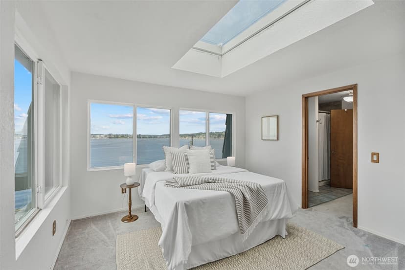 Property photo for 2485 Beach Drive E, Port Orchard photo 23