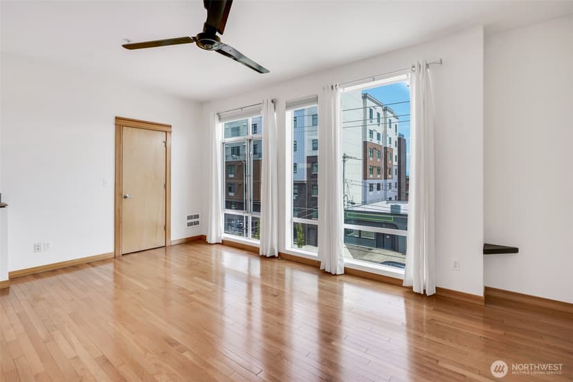 Property photo for 2520 Jefferson Avenue #L, Tacoma photo 12