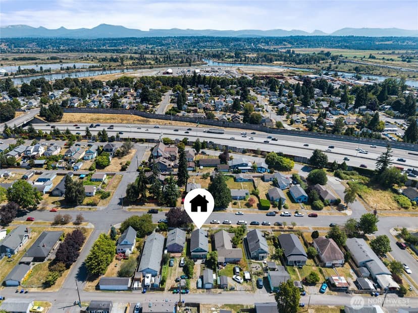 Property photo for 2410 Highland Avenue, Everett photo 37