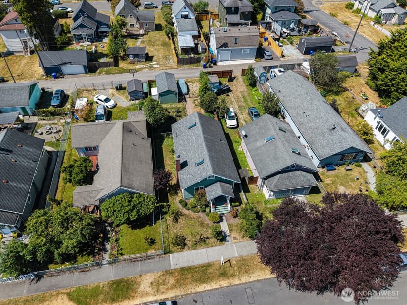 Property photo for 2410 Highland Avenue, Everett photo 35