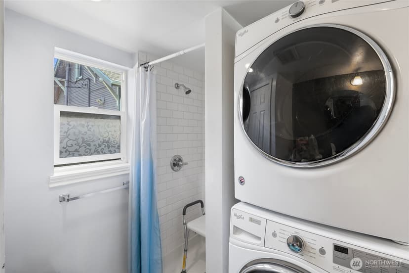 Property photo for 2410 Highland Avenue, Everett photo 21