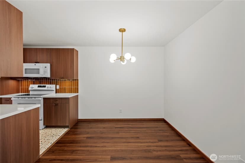 Property photo for 13229 Linden Avenue N #507B, Seattle photo 9