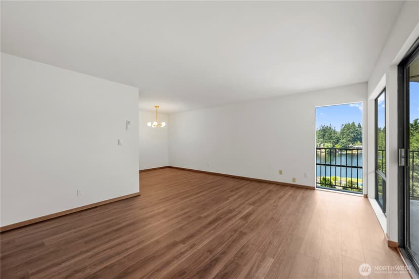 Property photo for 13229 Linden Avenue N #507B, Seattle photo 10