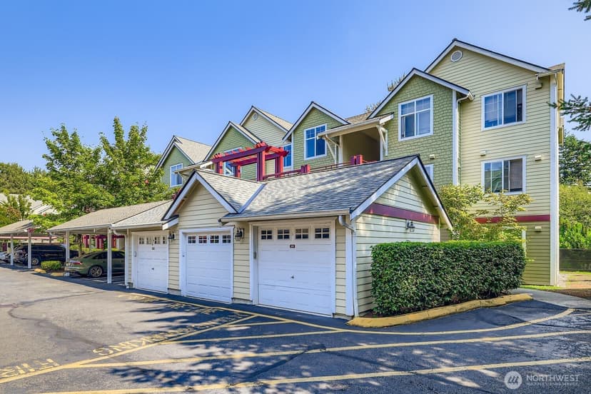 Property photo for 13000 Admiralty Way #A205, Everett photo 3