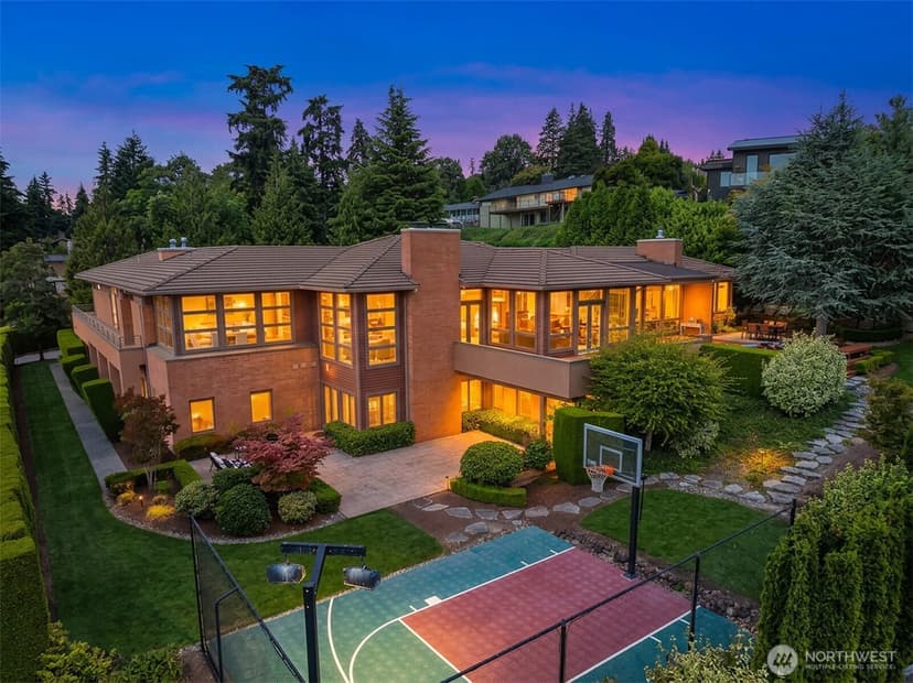 Property photo for 8635 NE 19th Place, Clyde Hill