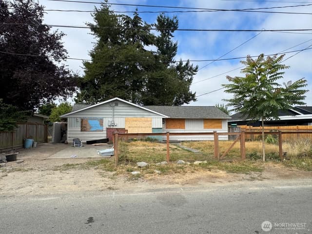 Property photo for 7612 S C Street, Tacoma photo 4