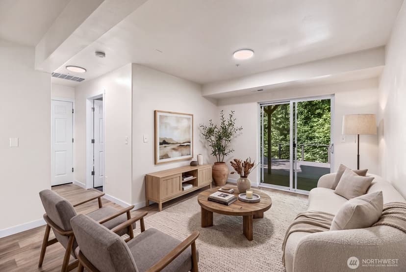 Property photo for 7508 Tyee Road, Everett photo 3