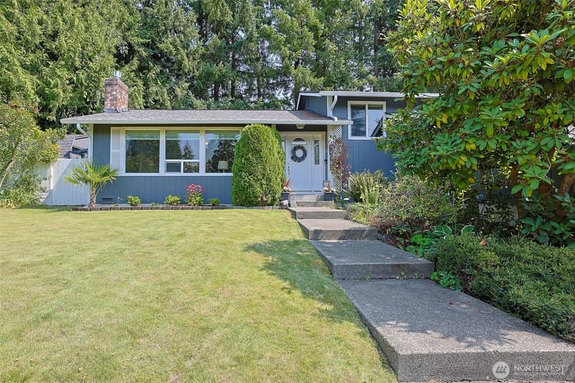 Property photo for 543 NE Conifer Drive, Bremerton photo 3