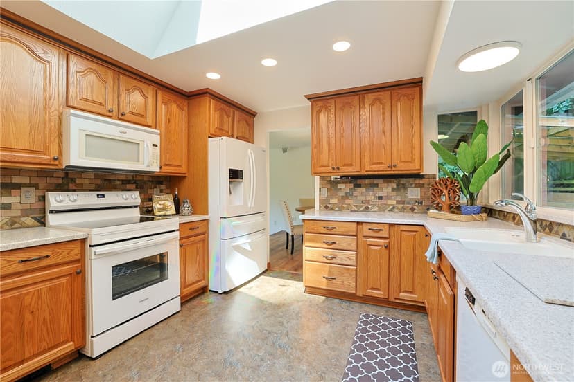 Property photo for 543 NE Conifer Drive, Bremerton photo 14