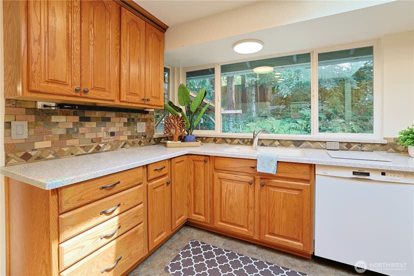 Property photo for 543 NE Conifer Drive, Bremerton photo 17