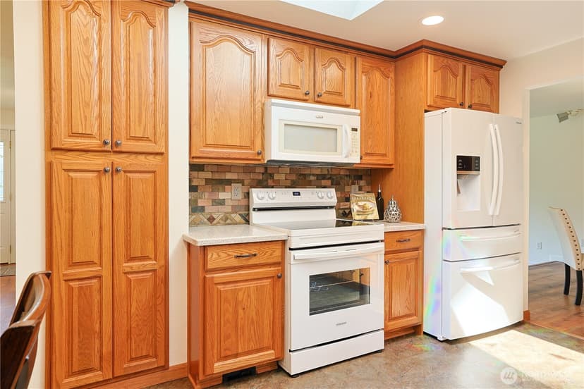 Property photo for 543 NE Conifer Drive, Bremerton photo 16