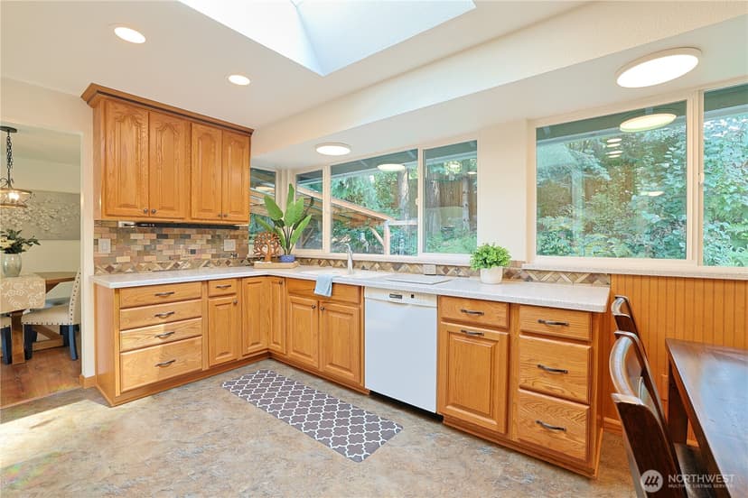 Property photo for 543 NE Conifer Drive, Bremerton photo 15