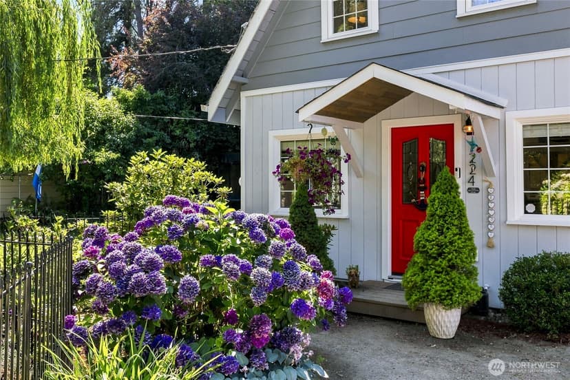 Property photo for 1224 West Avenue, Port Orchard