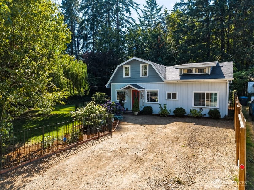 Property photo for 1224 West Avenue, Port Orchard photo 2