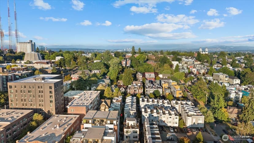 Property photo for 1116 13th Avenue #D, Seattle photo 25