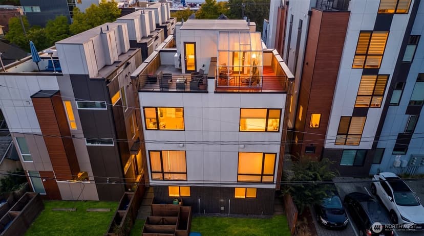 Property photo for 1116 13th Avenue #D, Seattle