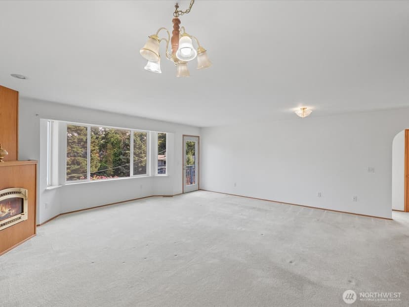 Property photo for 8809 Earl Avenue NW, Seattle photo 4