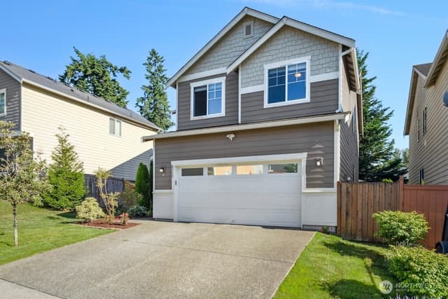 Property photo for 4915 NE 5th Street, Renton photo 3