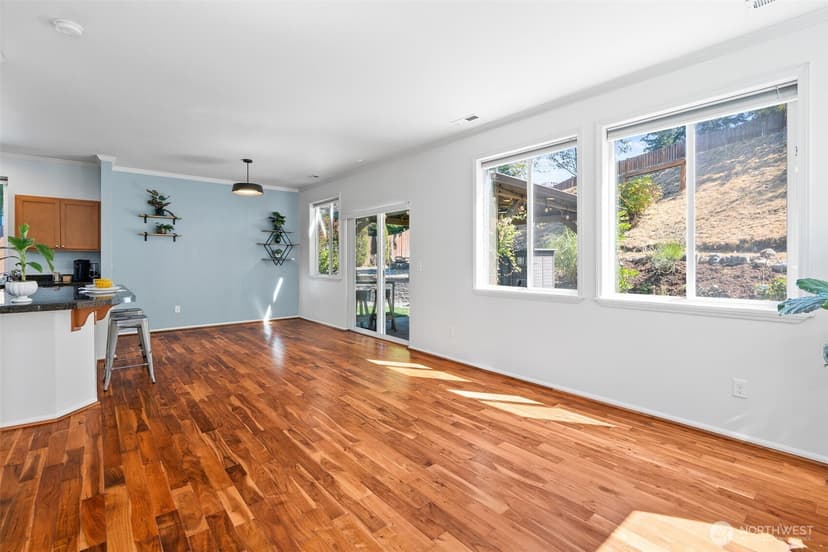 Property photo for 6728 Charlotte Avenue SE, Auburn photo 8