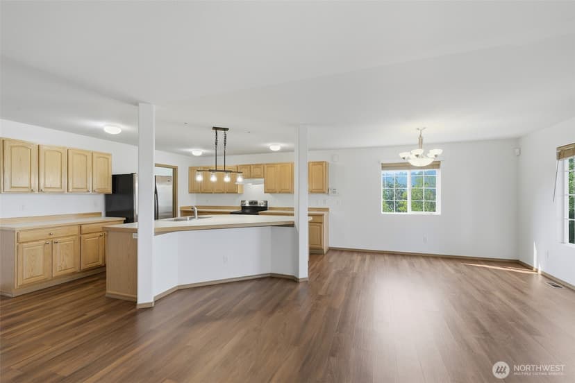 Property photo for 2101 SE 2nd Place, Renton photo 10