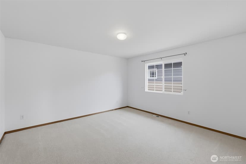 Property photo for 2101 SE 2nd Place, Renton photo 29
